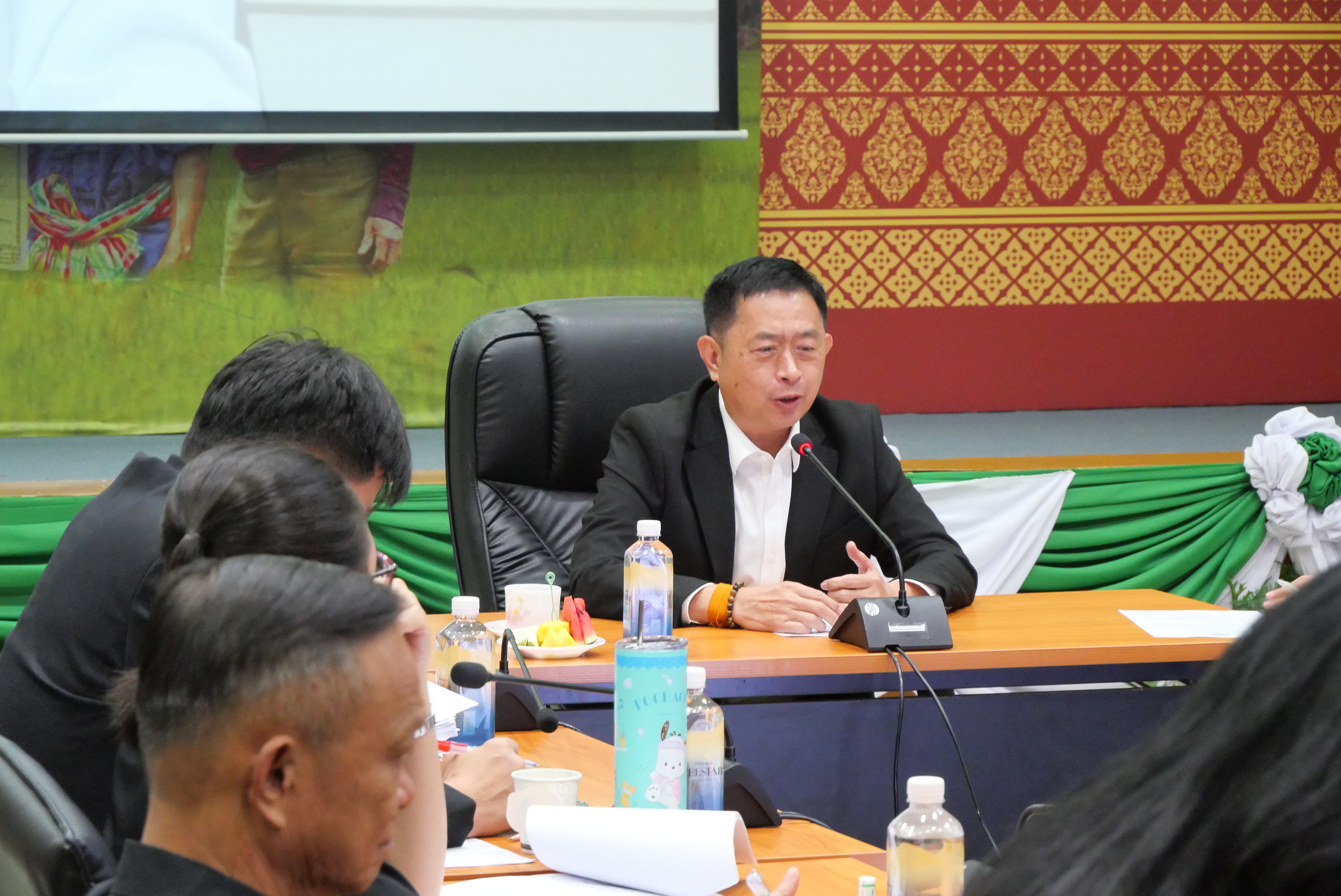 title - ส.ป.ก. ประชุมติดตามผลการจัดที่ดินตามข้อ 62